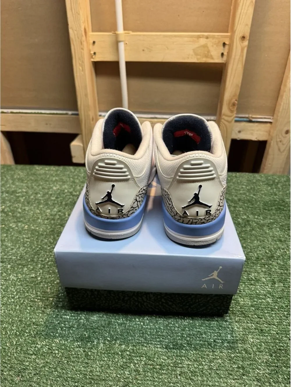 Jordan Retro 3 UNC Size 10